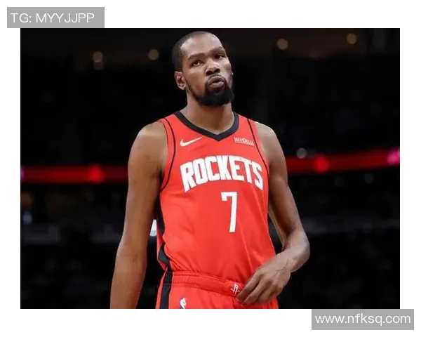 蕾哈娜与杜兰特的巅峰对决谁将赢得这场明星之战 蕾哈娜与杜兰特的巅峰对决谁将赢得这场明星之战