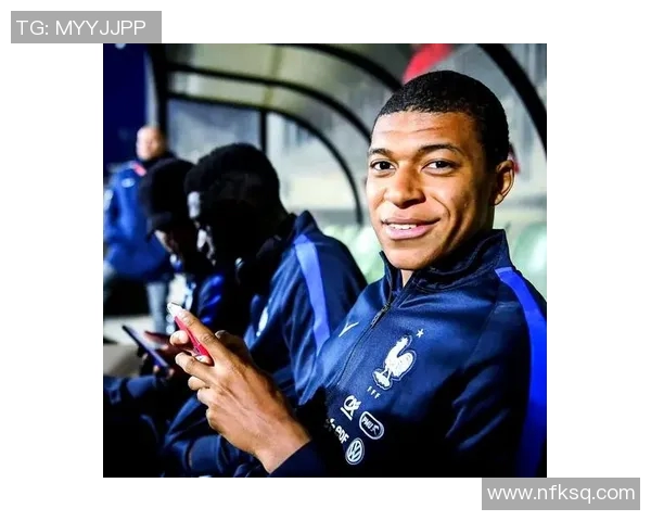 姆巴佩拒绝续约引发转会风波巴黎或今夏出售他以避免损失