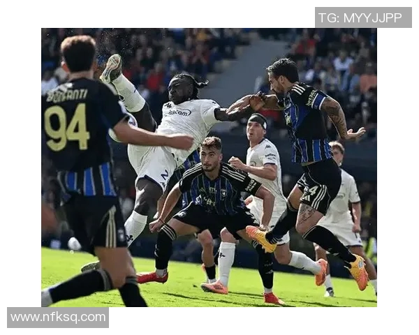 布雷西亚主场迎战莱切双方争夺意甲保级关键战役 布雷西亚主场迎战莱切双方争夺意甲保级关键战役