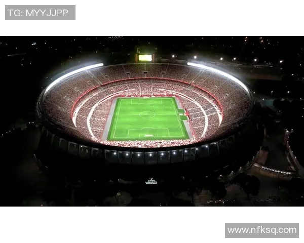 一方足球队迎战河床队期待精彩对决展现激情与实力的巅峰之战