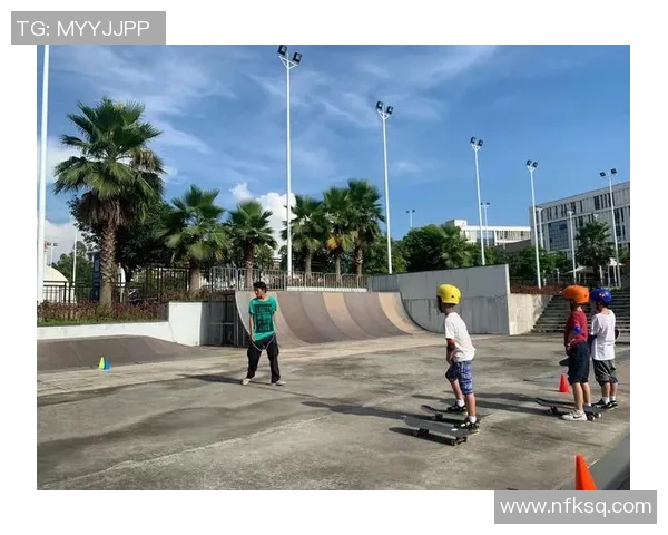 深圳滑板队勇夺最新滑板耐力TOP10榜首实力展现引领潮流