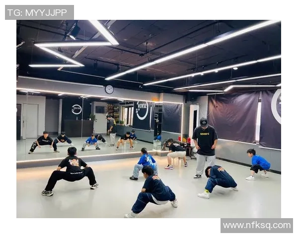 深圳街舞队引领潮流最新街舞风格TOP10全解析 深圳街舞队引领潮流最新街舞风格TOP10全解析